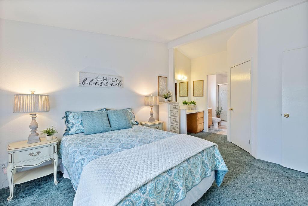 Photo of 185 NW Harwood Avenue 11 of 22