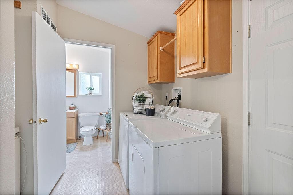Photo of 185 NW Harwood Avenue 18 of 22