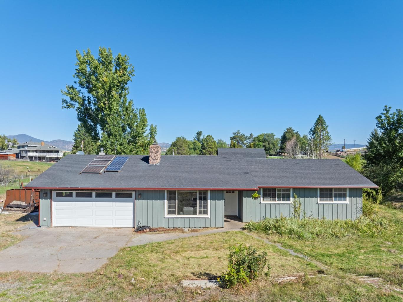 Photo of 873 West Hills 3 of 36