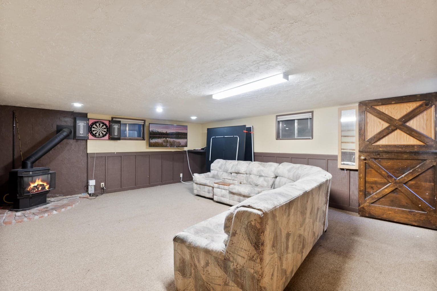 Photo of 873 N West Hills Road 23 of 36