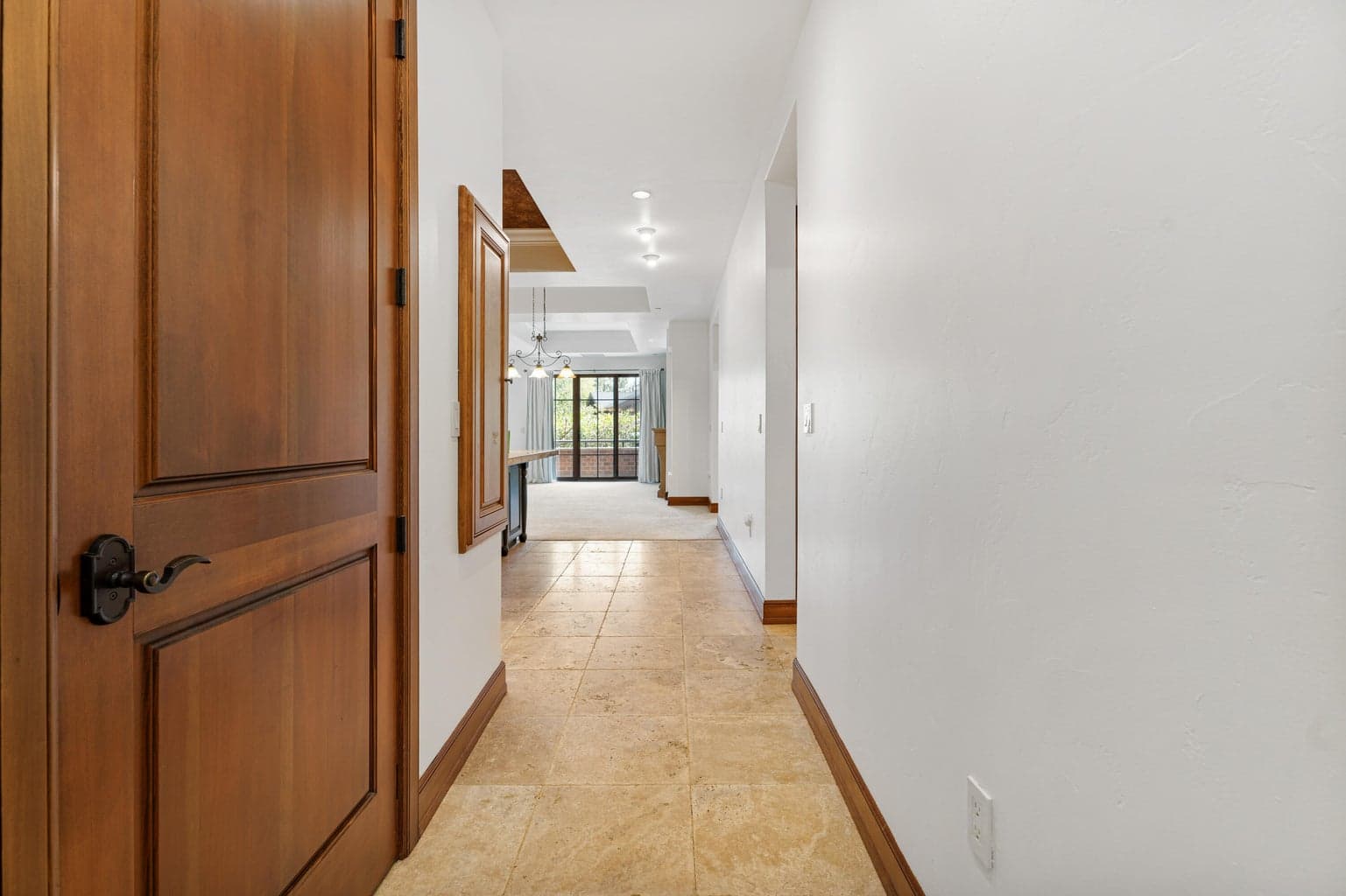 Photo of 363 Bluff 2 of 39