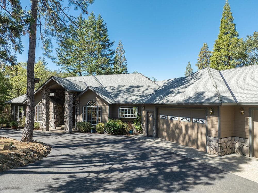 Photo of 2550 Granite Hill 2 of 68