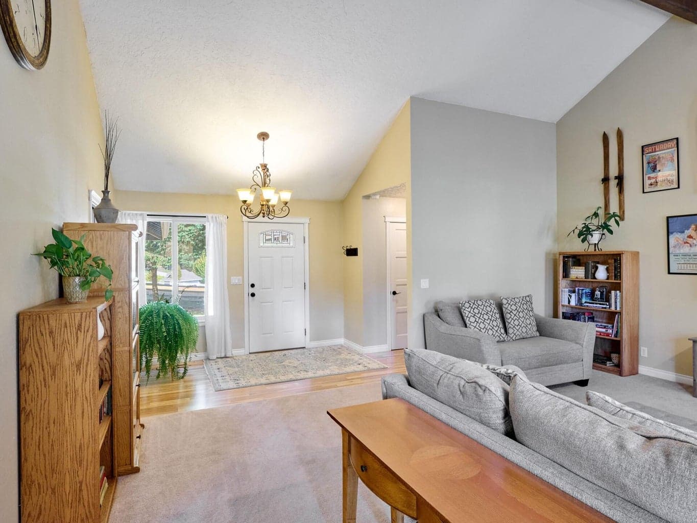 Photo of 8166 Saghalie 4 of 51