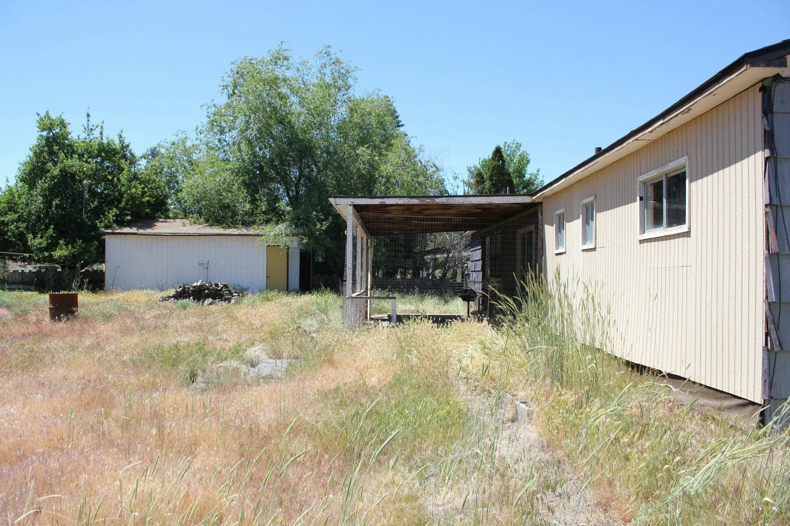 Photo of 615 Reed Market 5 of 25