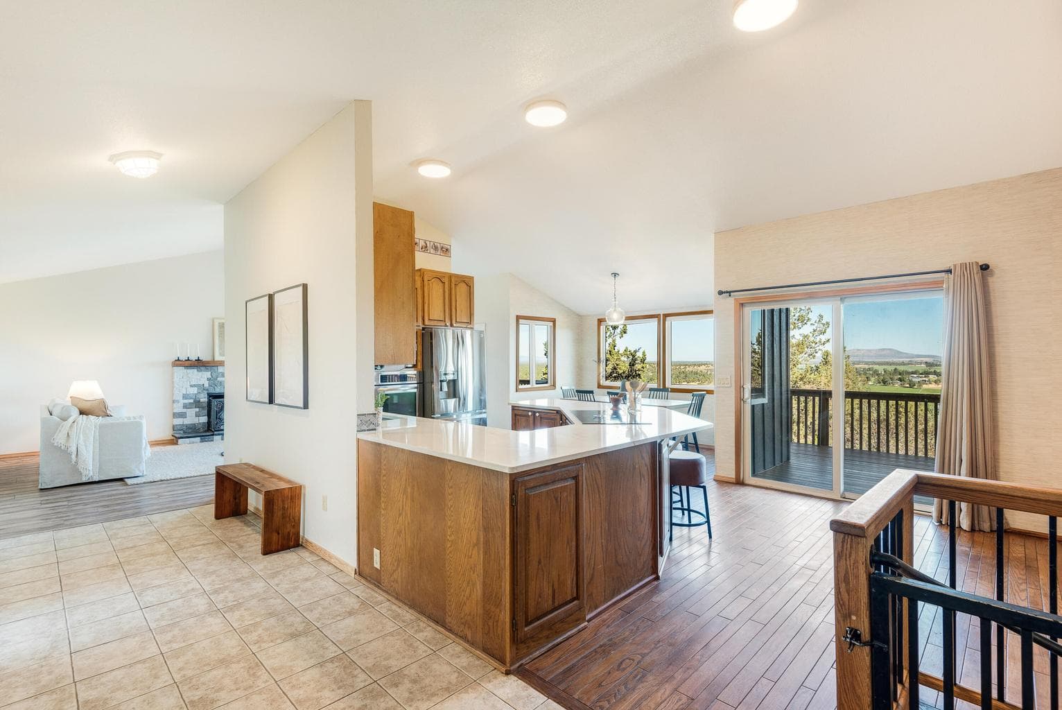 Photo of 6649 NW 30th Street 8 of 22