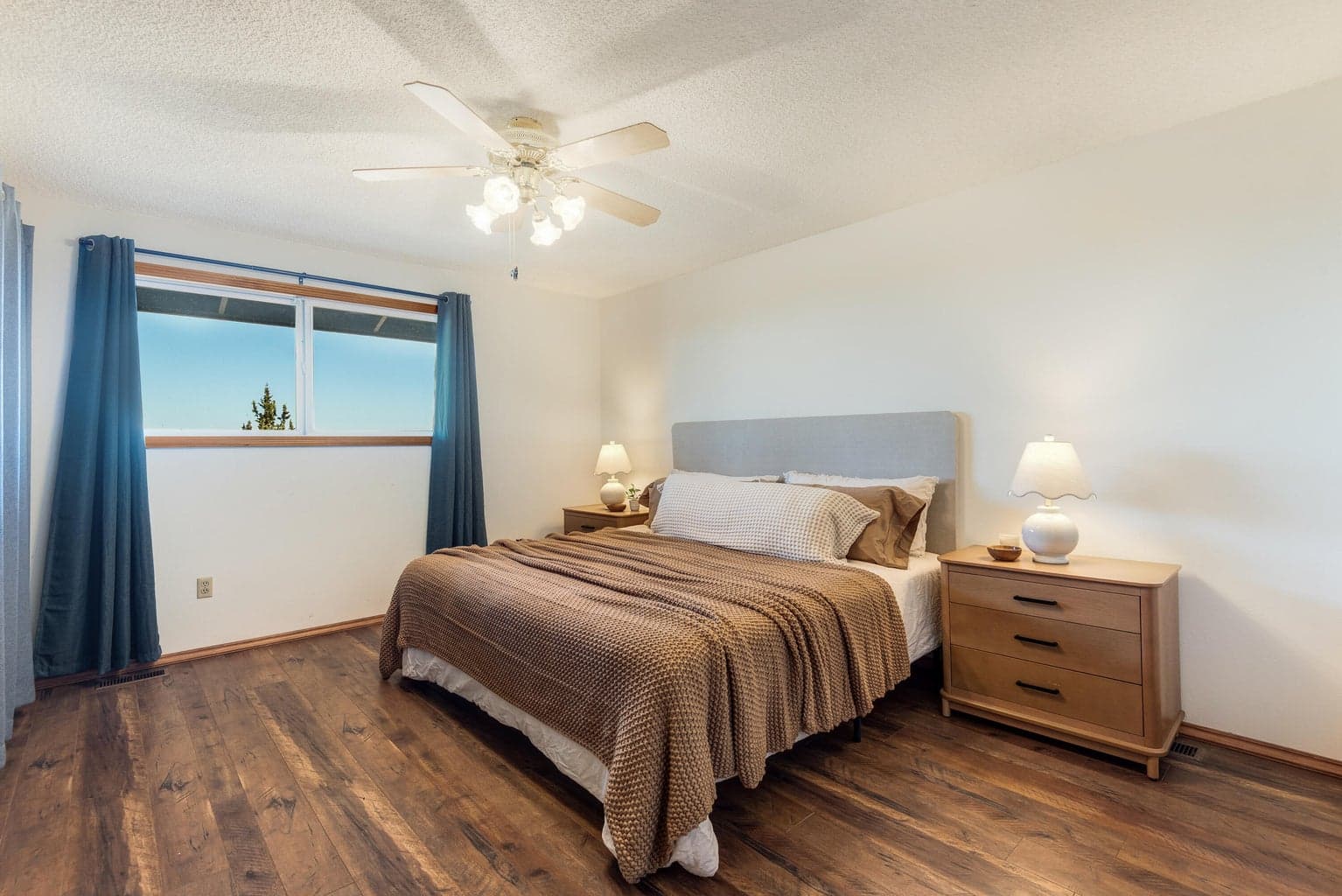 Photo of 6649 NW 30th Street 16 of 22