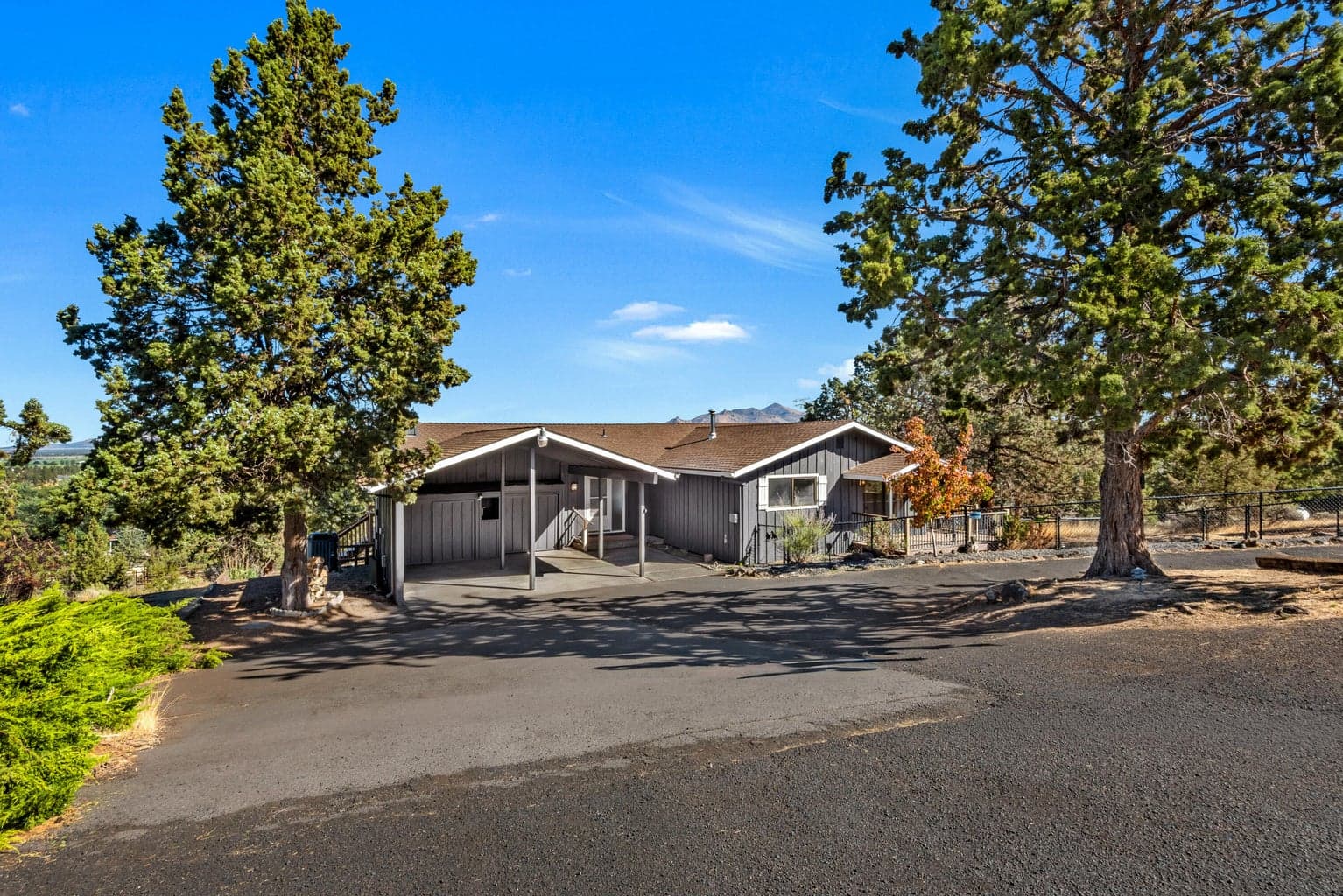 Photo of 6649 30th 2 of 22