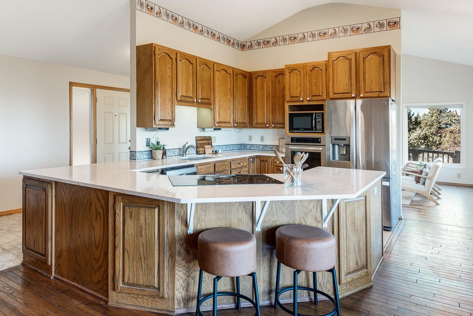 Photo of 6649 30th 4 of 22