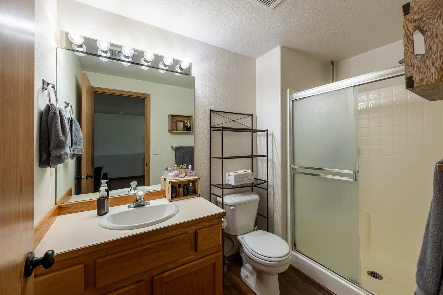 Photo of 1480 SW 16th Street 12 of 34