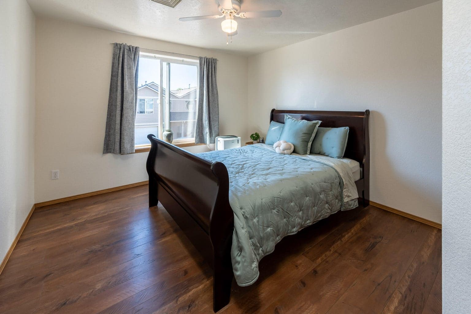Photo of 1480 SW 16th Street 15 of 34