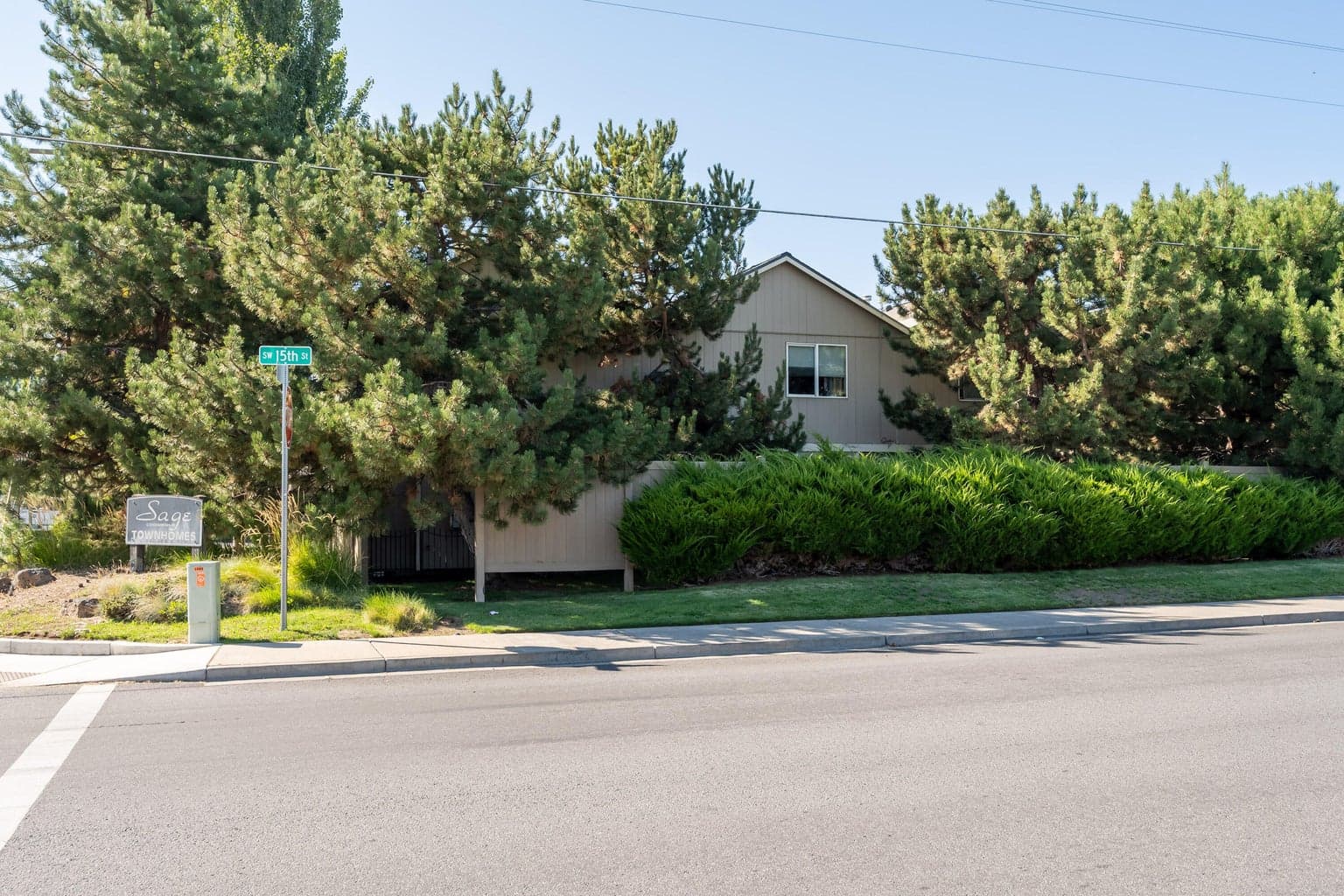 Photo of 1480 SW 16th Street 23 of 34