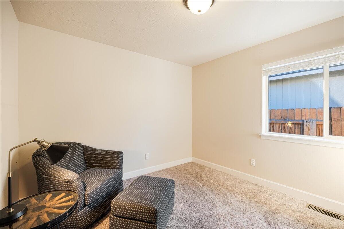Photo of 3223 NE Spring Creek Place 16 of 24