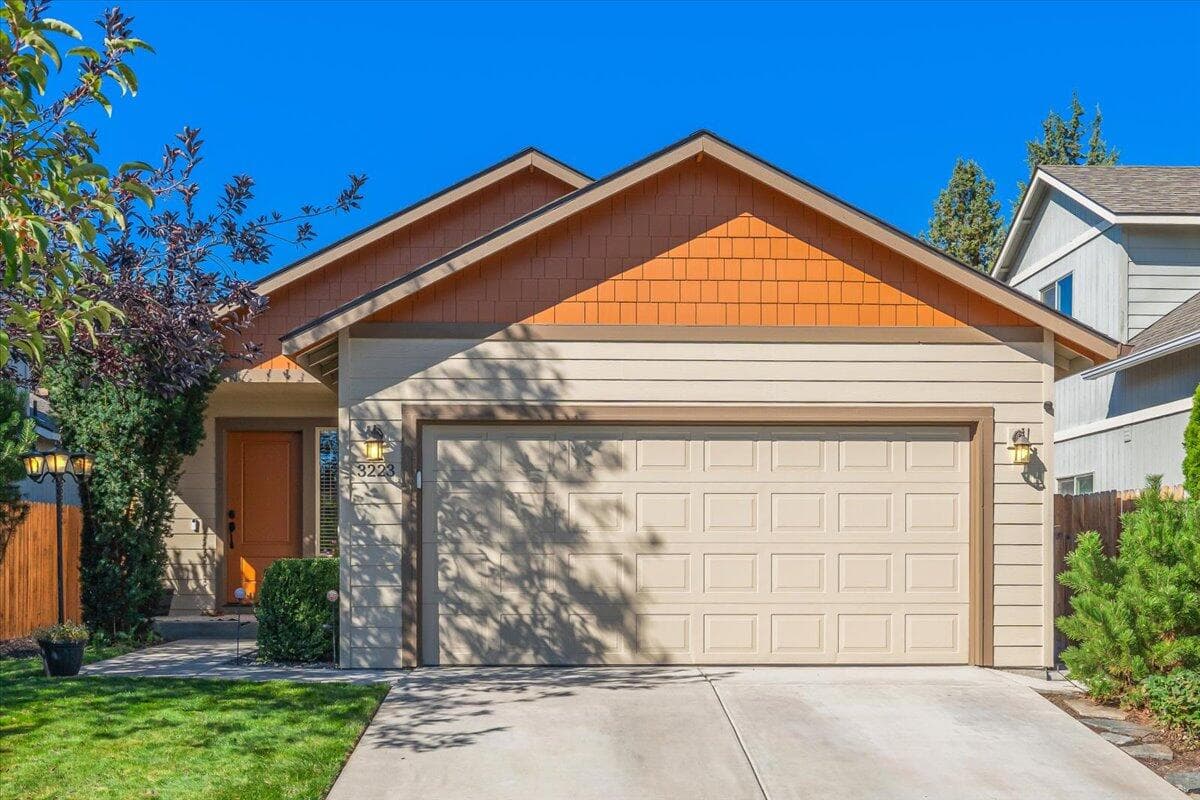 Photo of 3223 Spring Creek 2 of 24