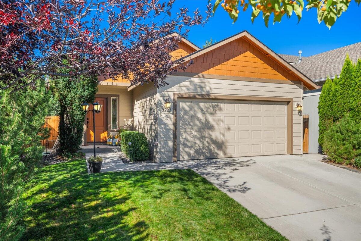 Photo of 3223 Spring Creek 3 of 24