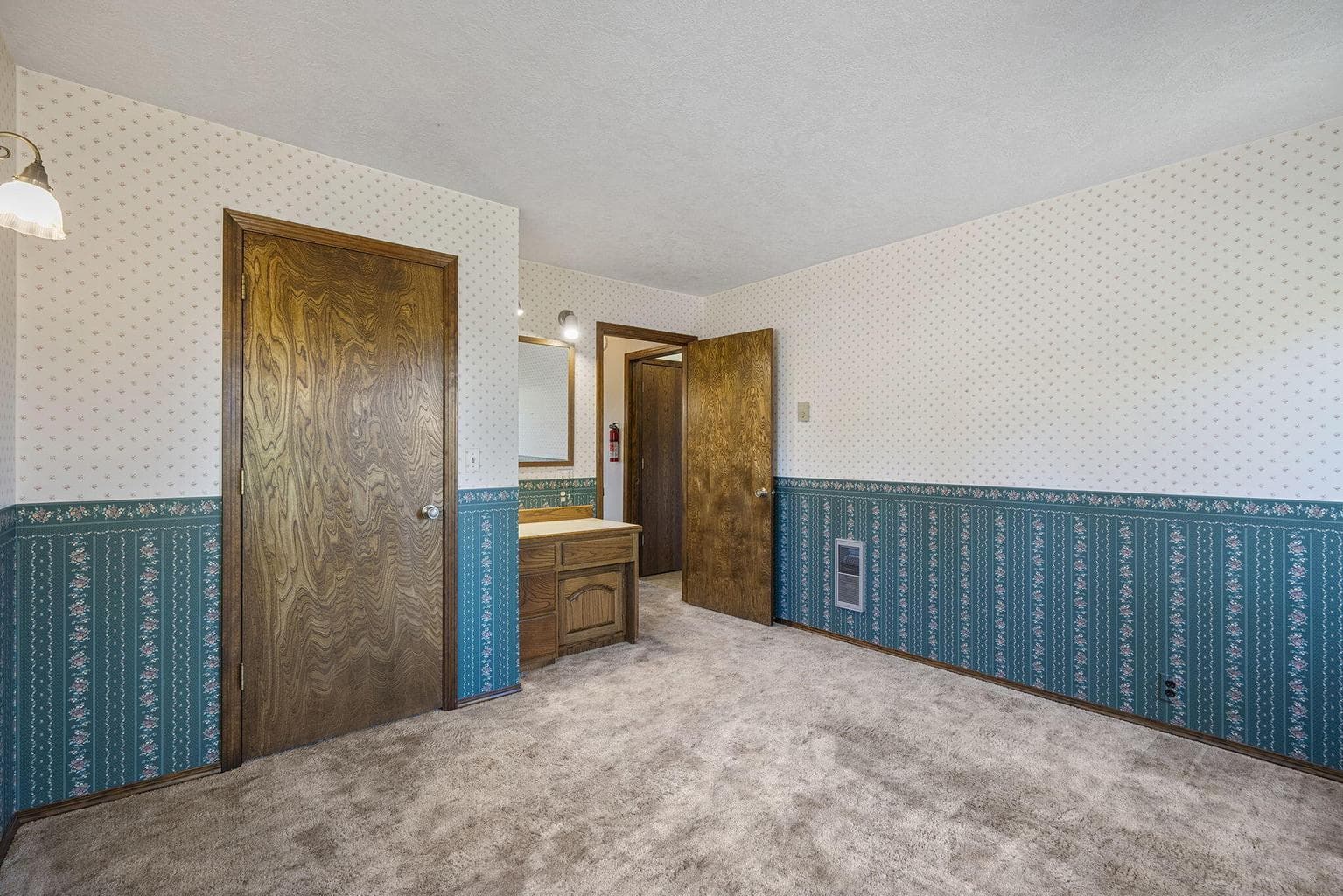 Photo of 21679 Obsidian Avenue 24 of 53