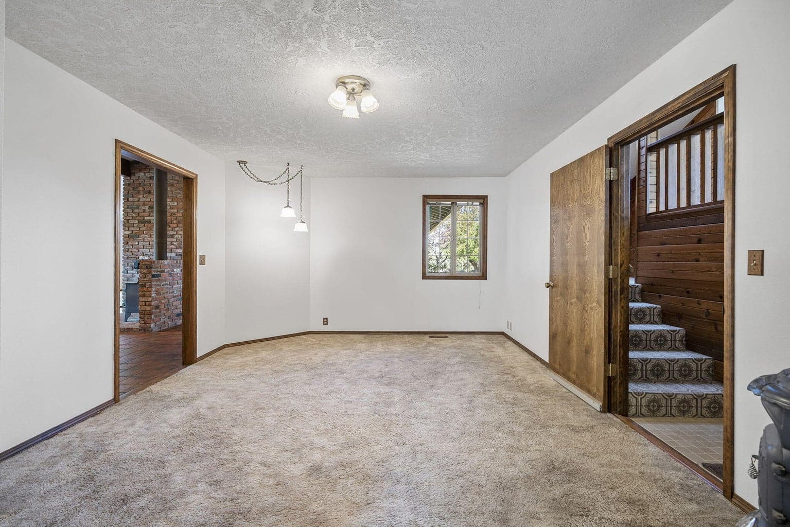 Photo of 21679 Obsidian Avenue 29 of 53