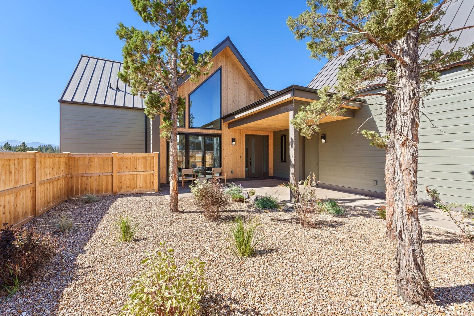 Photo of 3036 NW Polarstar Court 6 of 39