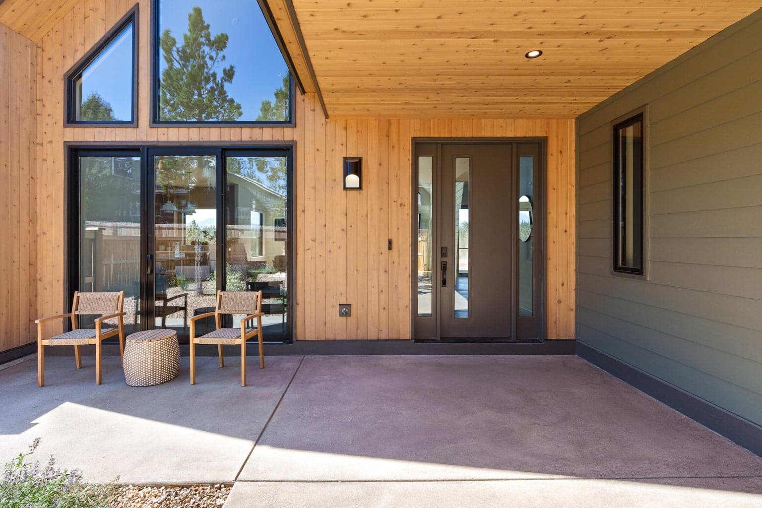 Photo of 3036 NW Polarstar Court 7 of 39