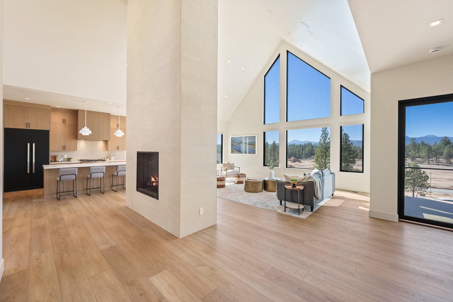 Photo of 3036 NW Polarstar Court 10 of 39