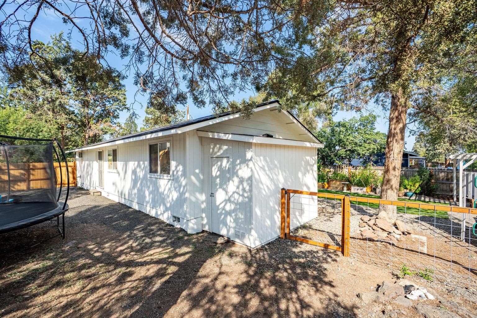 Photo of 1932 SW Curry Court 36 of 40