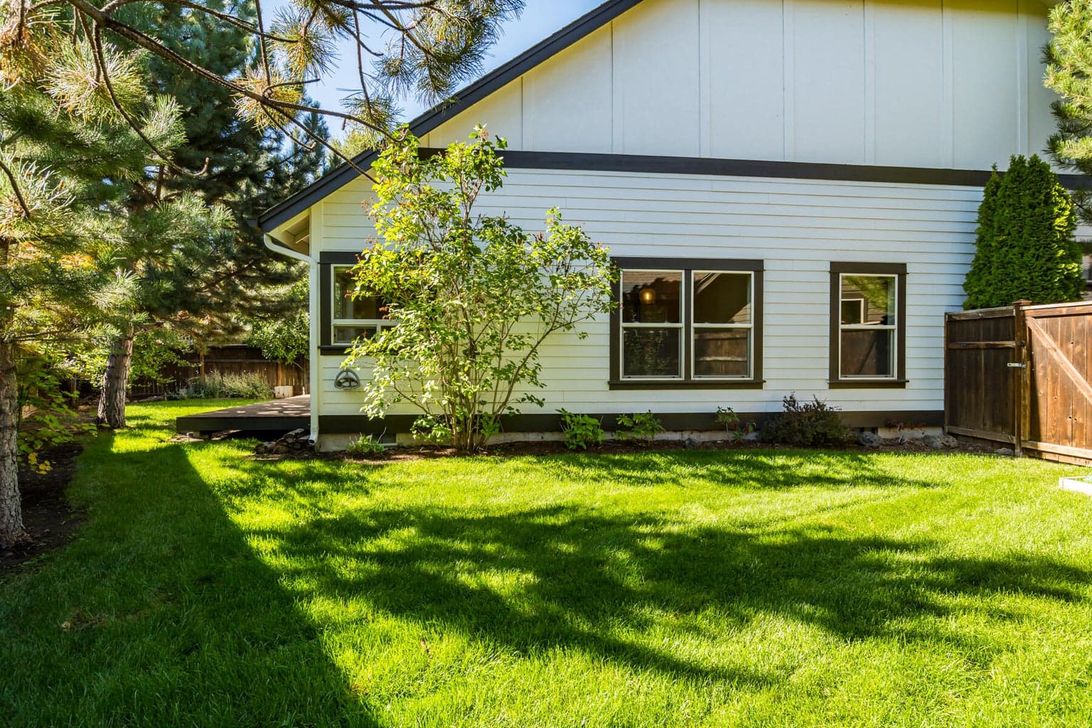 Space for a garden, playhouse or fido!