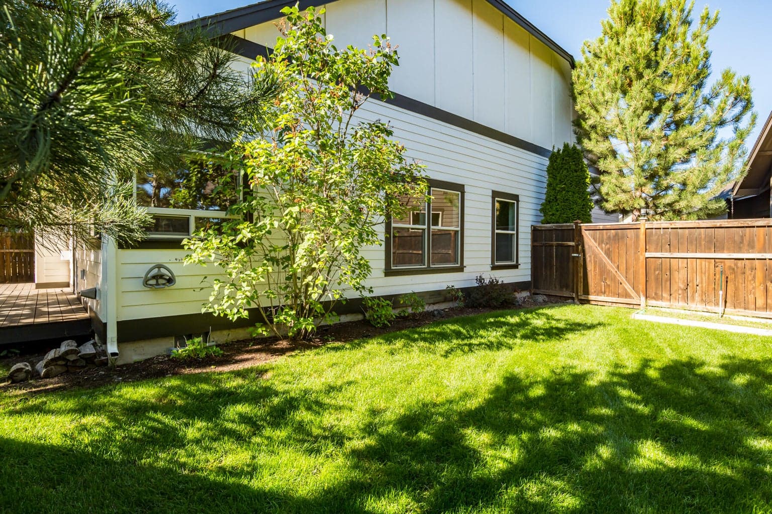 Photo of 2324 NE Halston Court 33 of 38