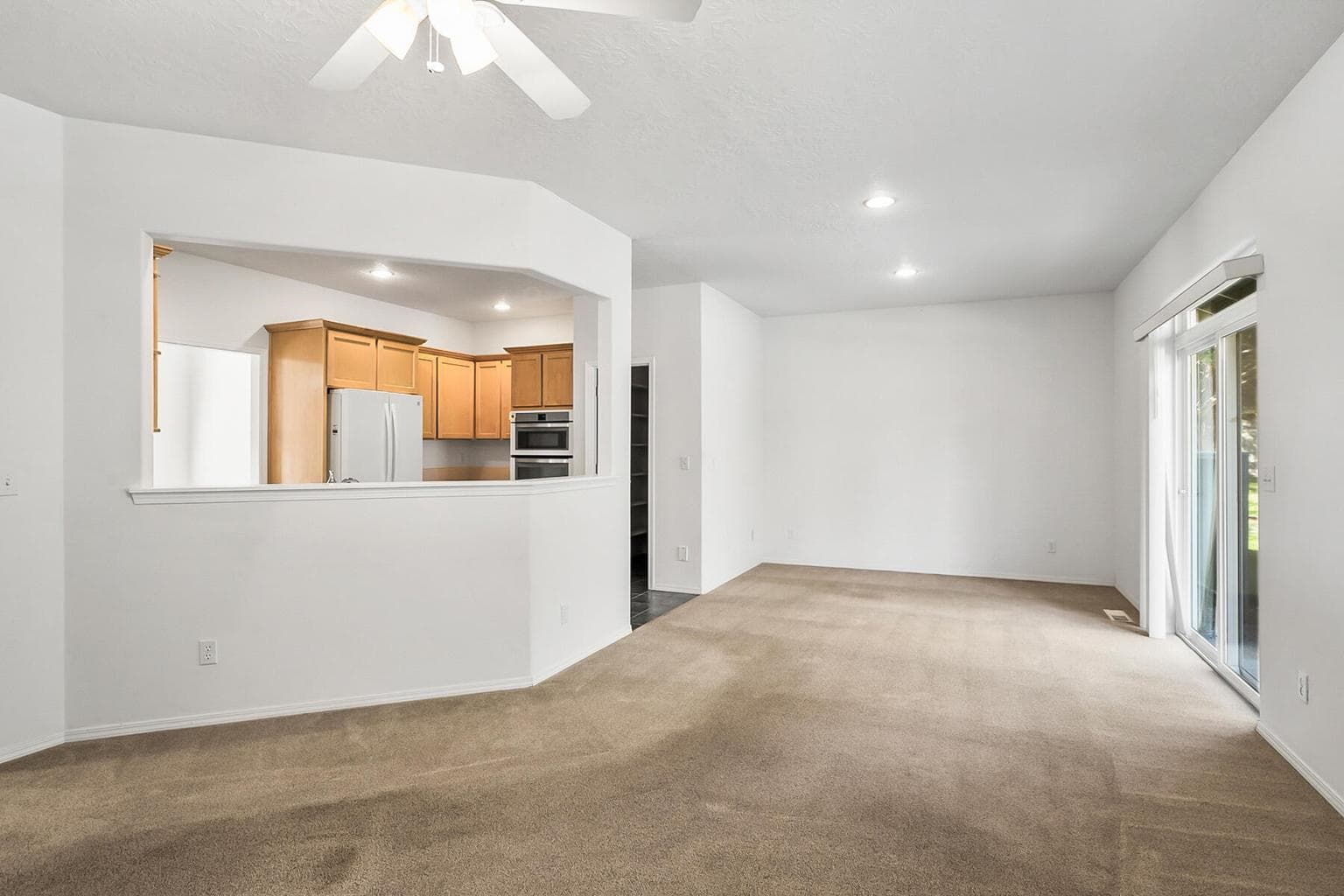 Photo of 2525 Cliff Hawk Court 15 of 45