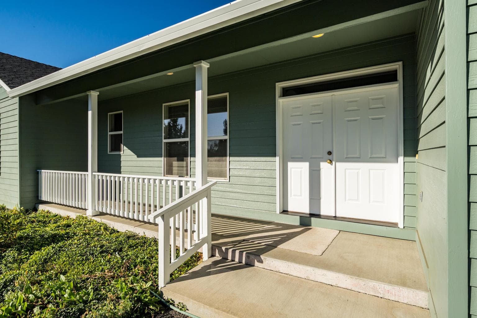 Photo of 2525 Cliff Hawk Court 34 of 45