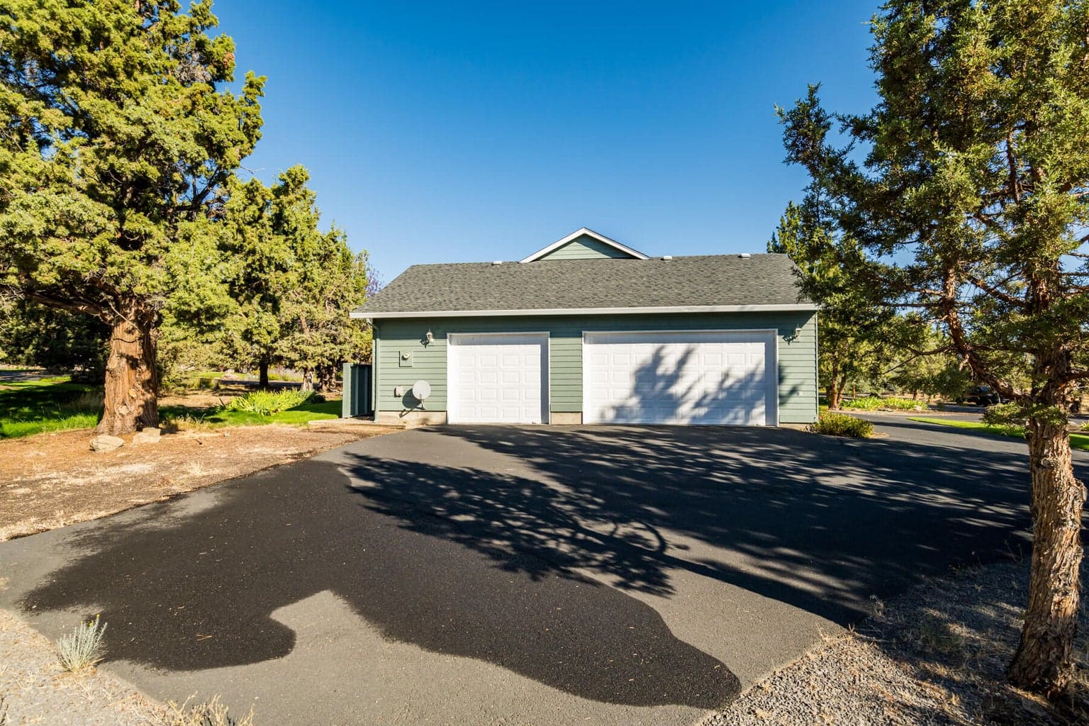 Photo of 2525 Cliff Hawk Court 40 of 45