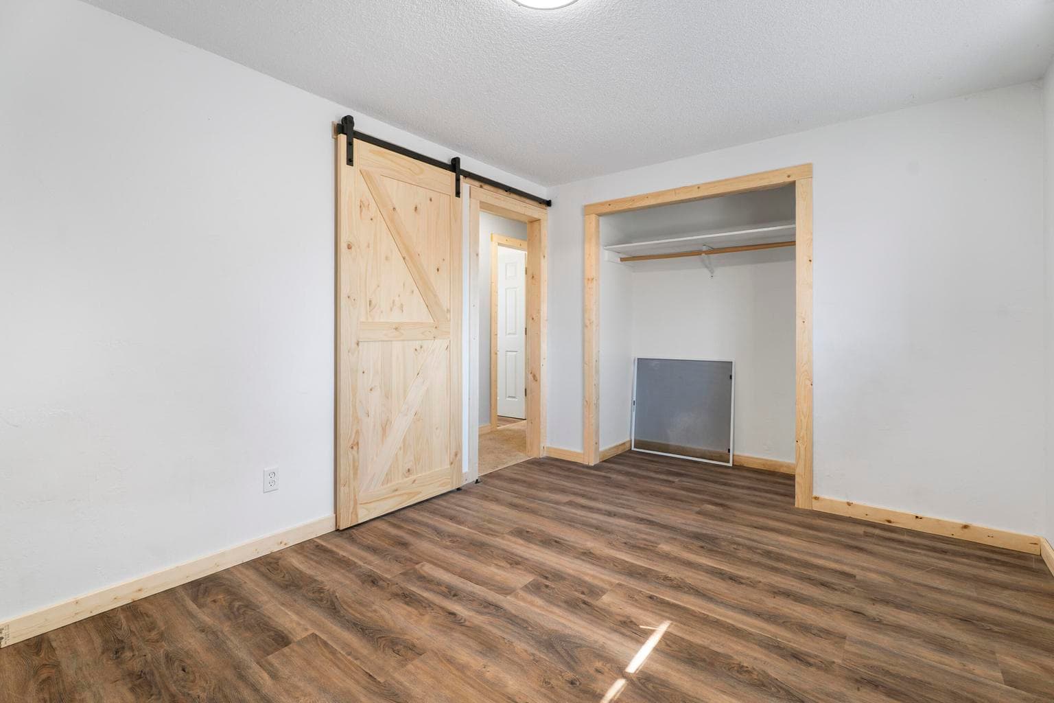 Photo of 740 SE 6th Street 12 of 21