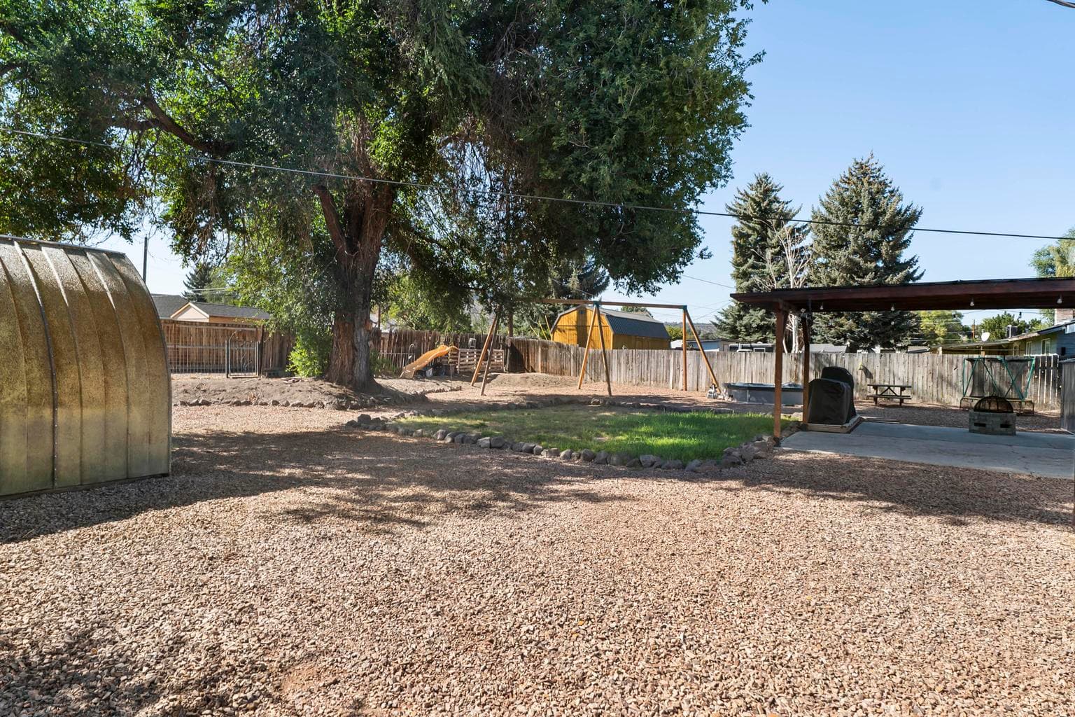 Photo of 740 SE 6th Street 18 of 21
