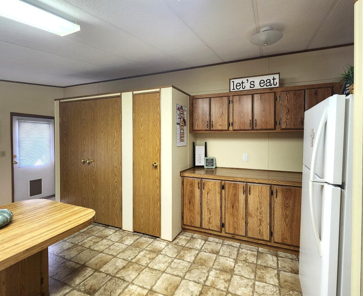Abundant cabinetry in kitchen