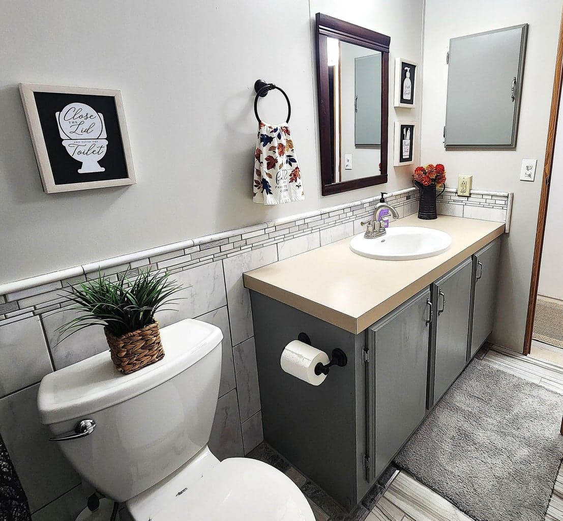Guest bathroom