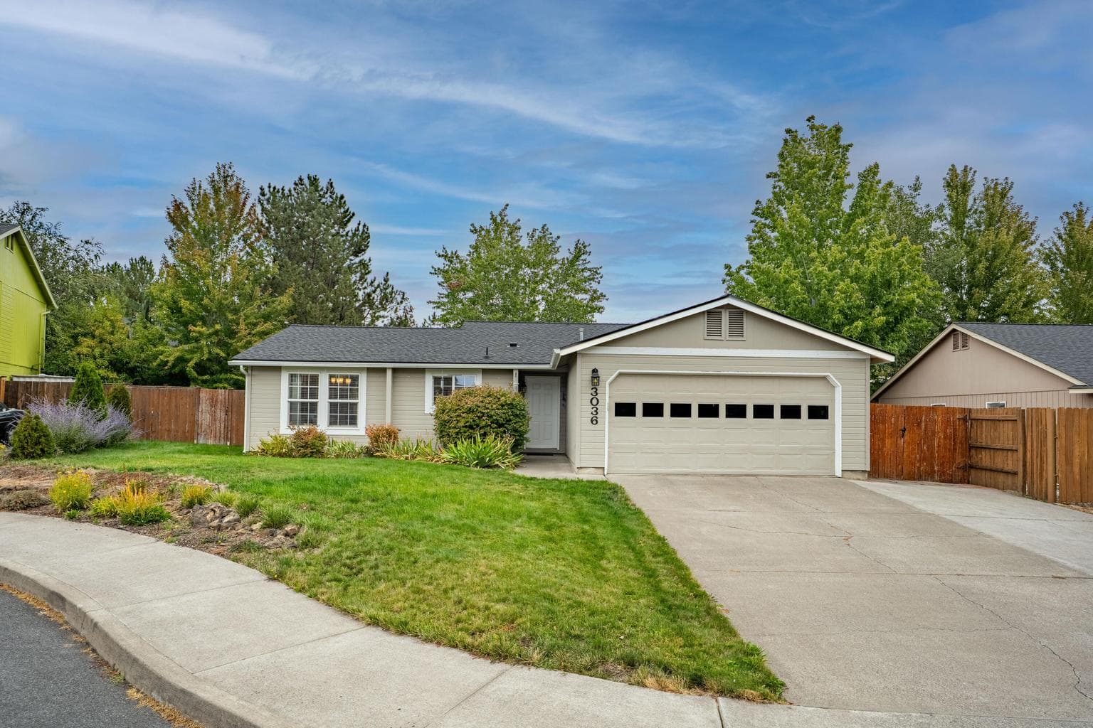 Photo of 3036 Royal 2 of 36