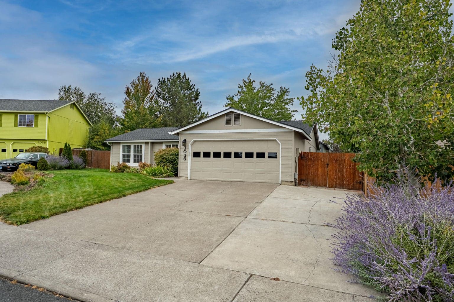 Photo of 3036 NE Royal Court 36 of 36