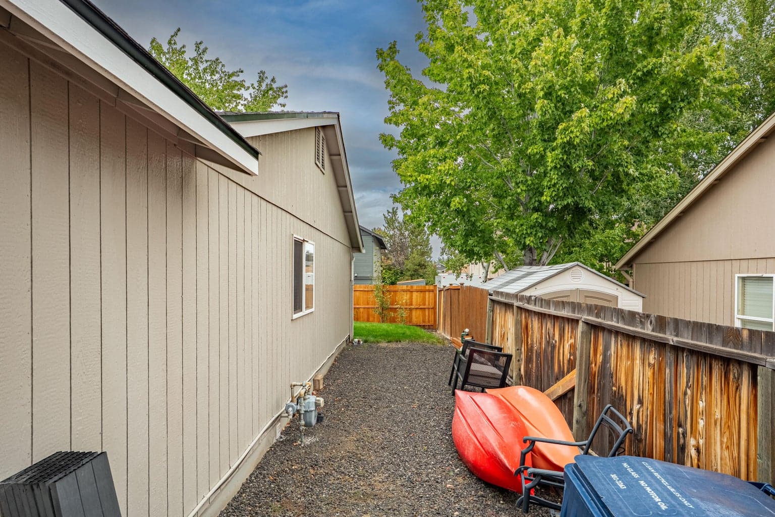 Photo of 3036 NE Royal Court 32 of 36