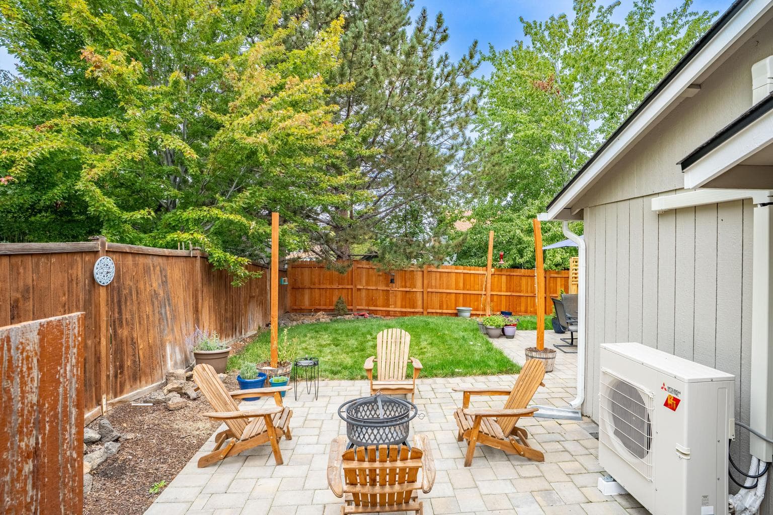 Photo of 3036 NE Royal Court 28 of 36