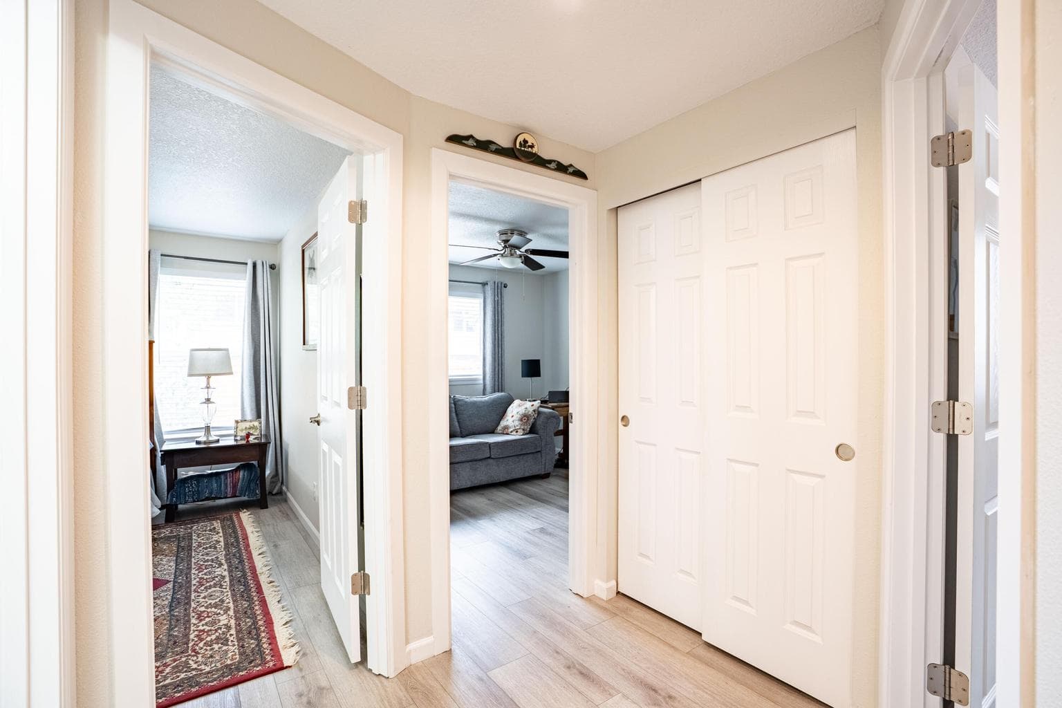 Photo of 3036 NE Royal Court 17 of 36