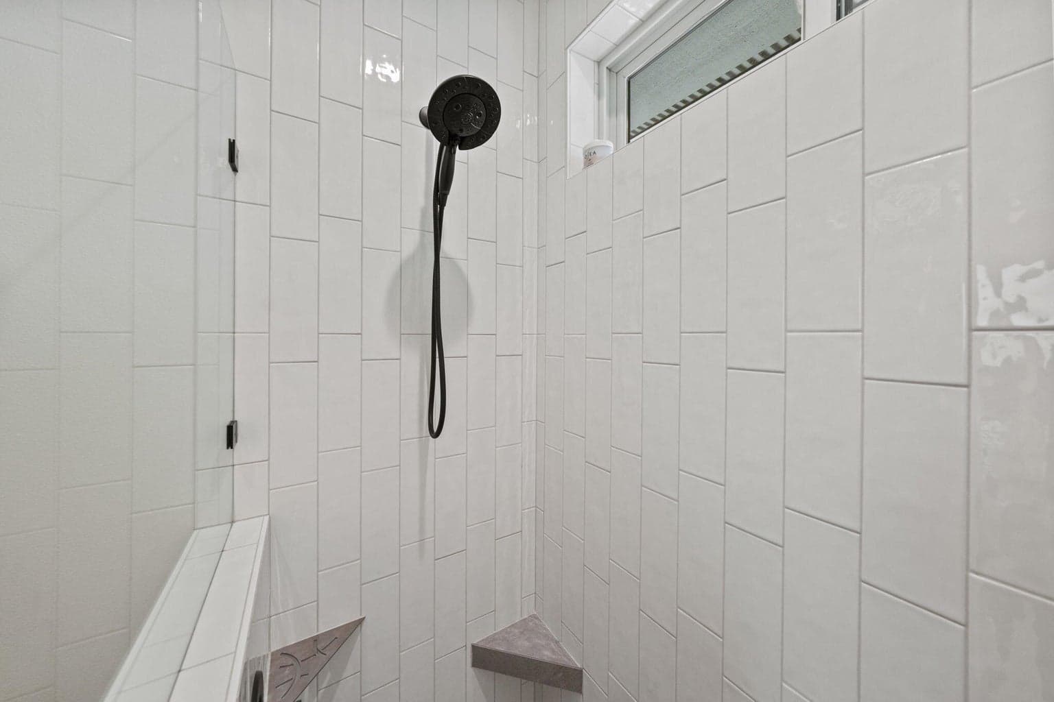 Main level guest shower