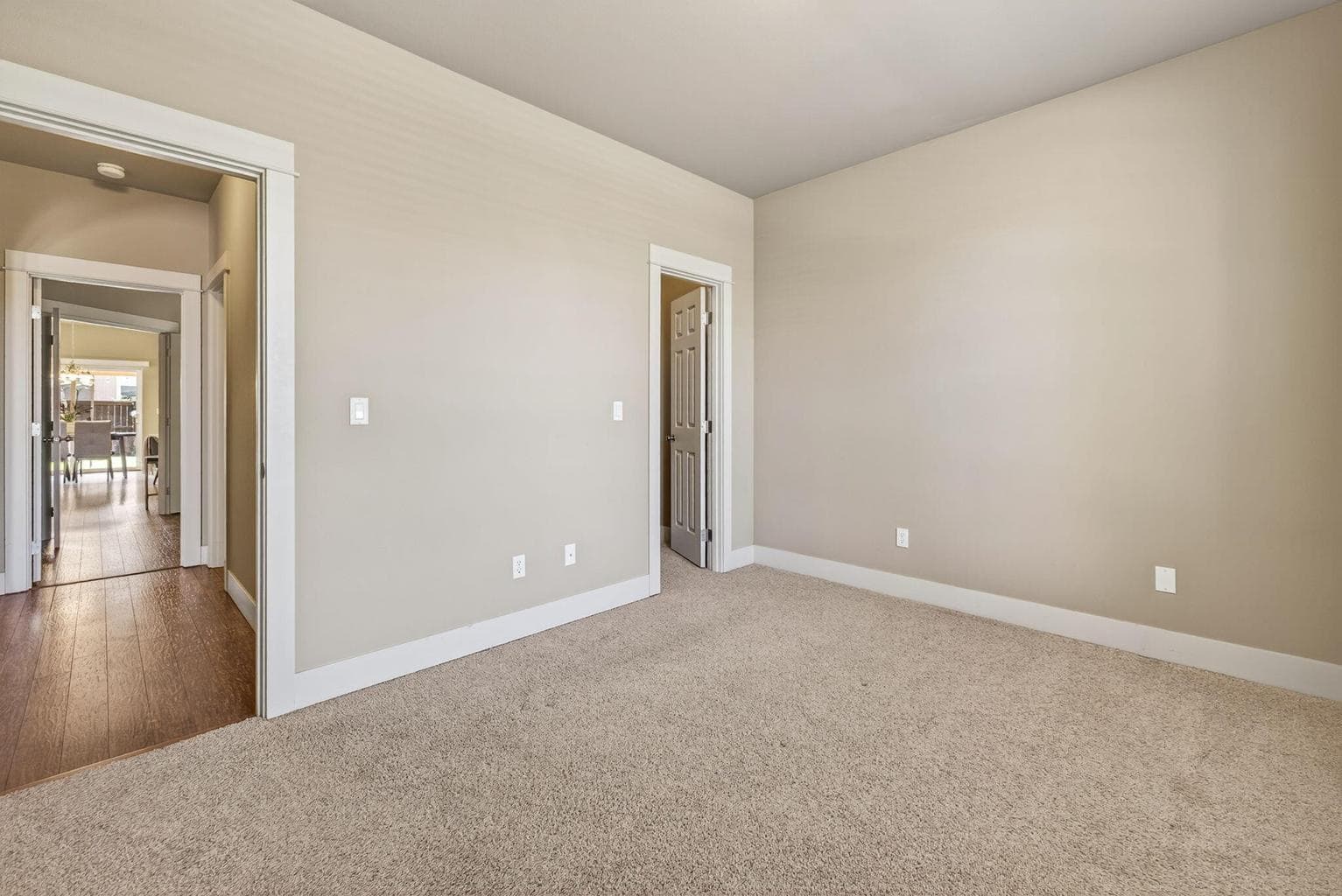 Bedroom #1