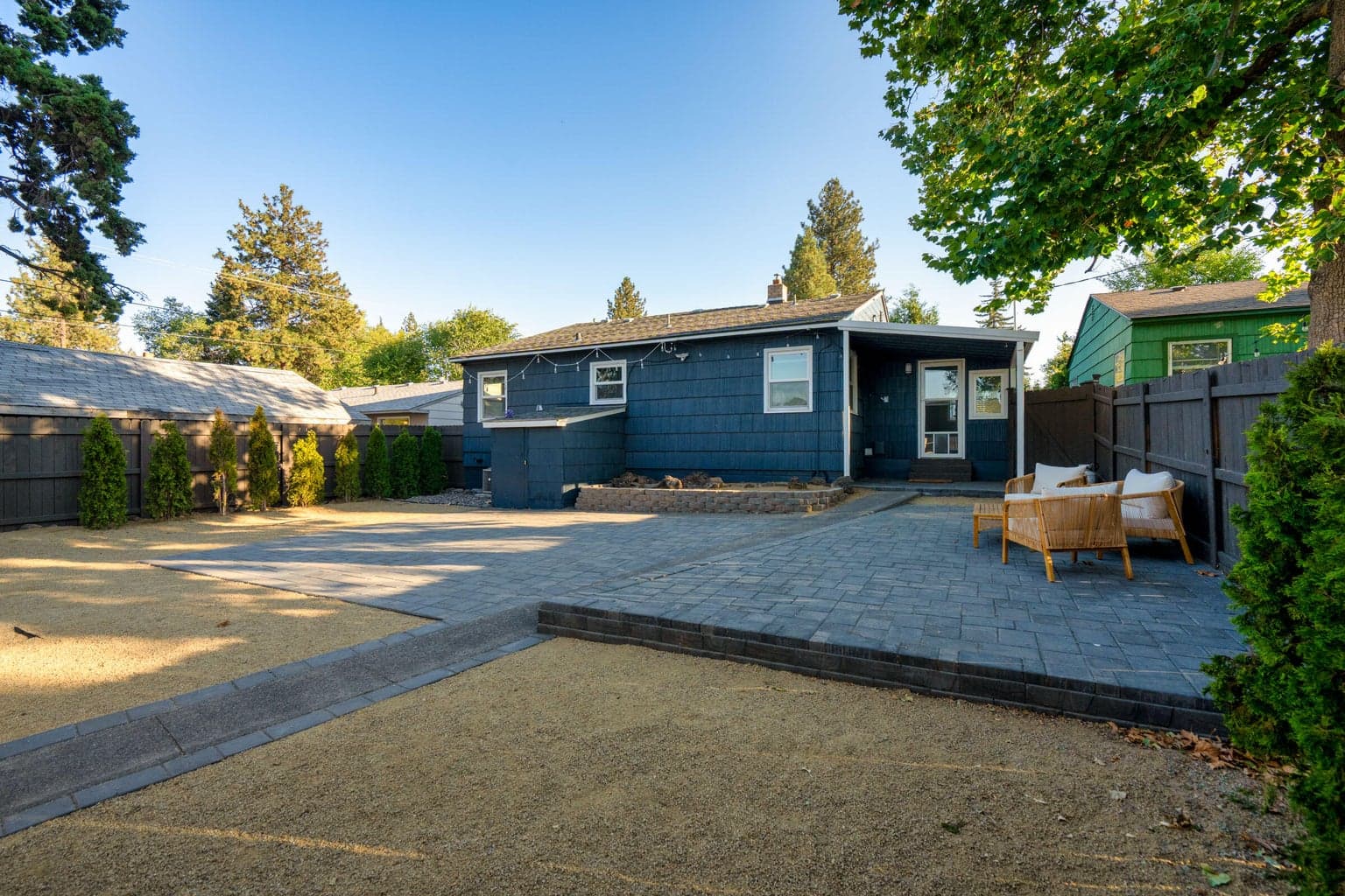 Photo of 464 NE Irving Avenue 24 of 36