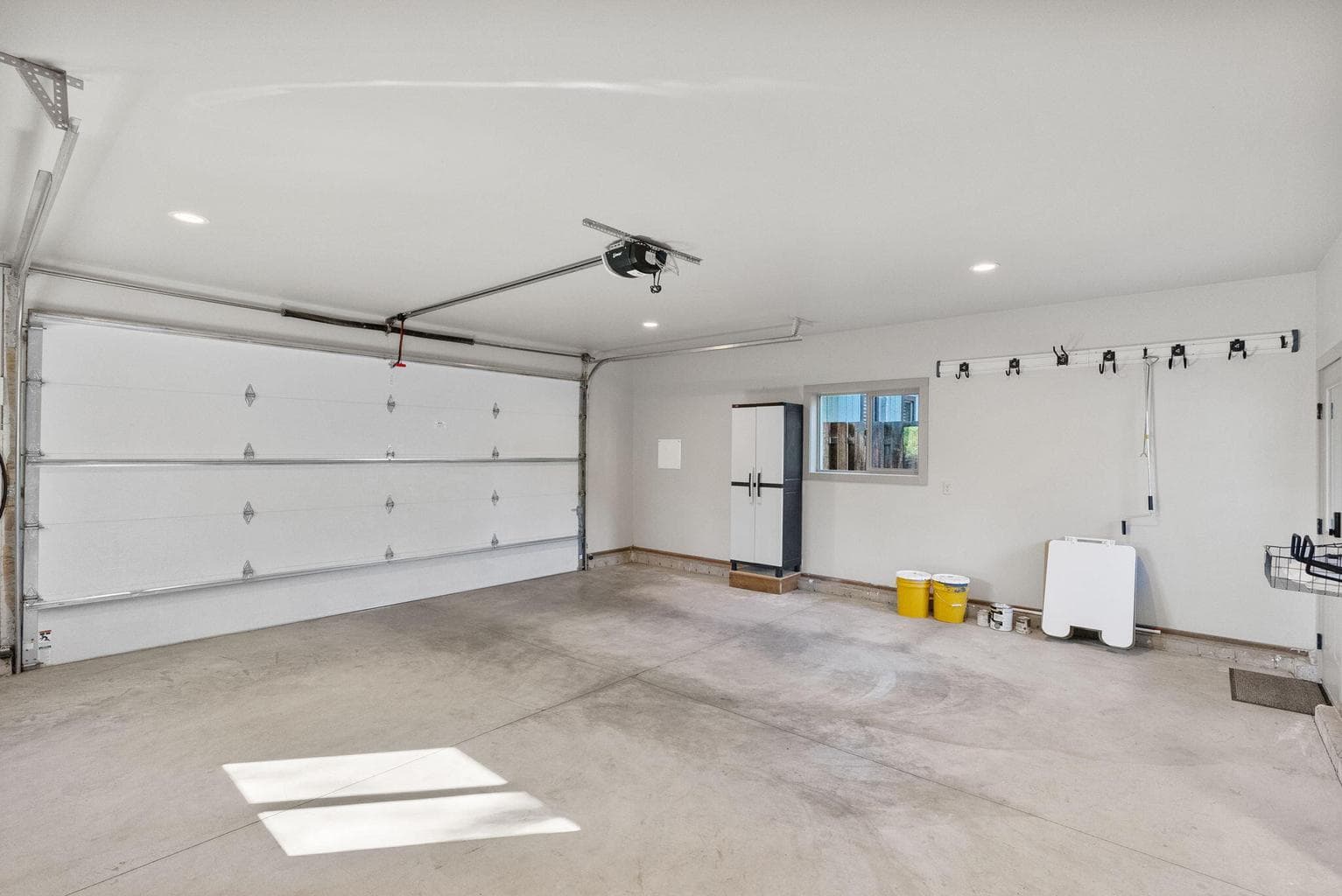 Photo of 1115 NW Baltimore Avenue 51 of 70