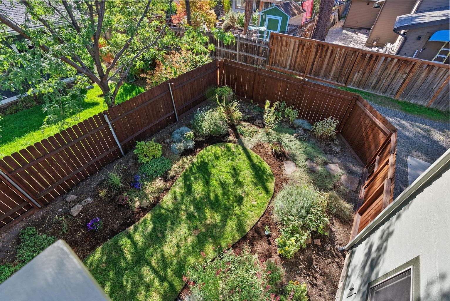 Photo of 1115 NW Baltimore Avenue 40 of 70