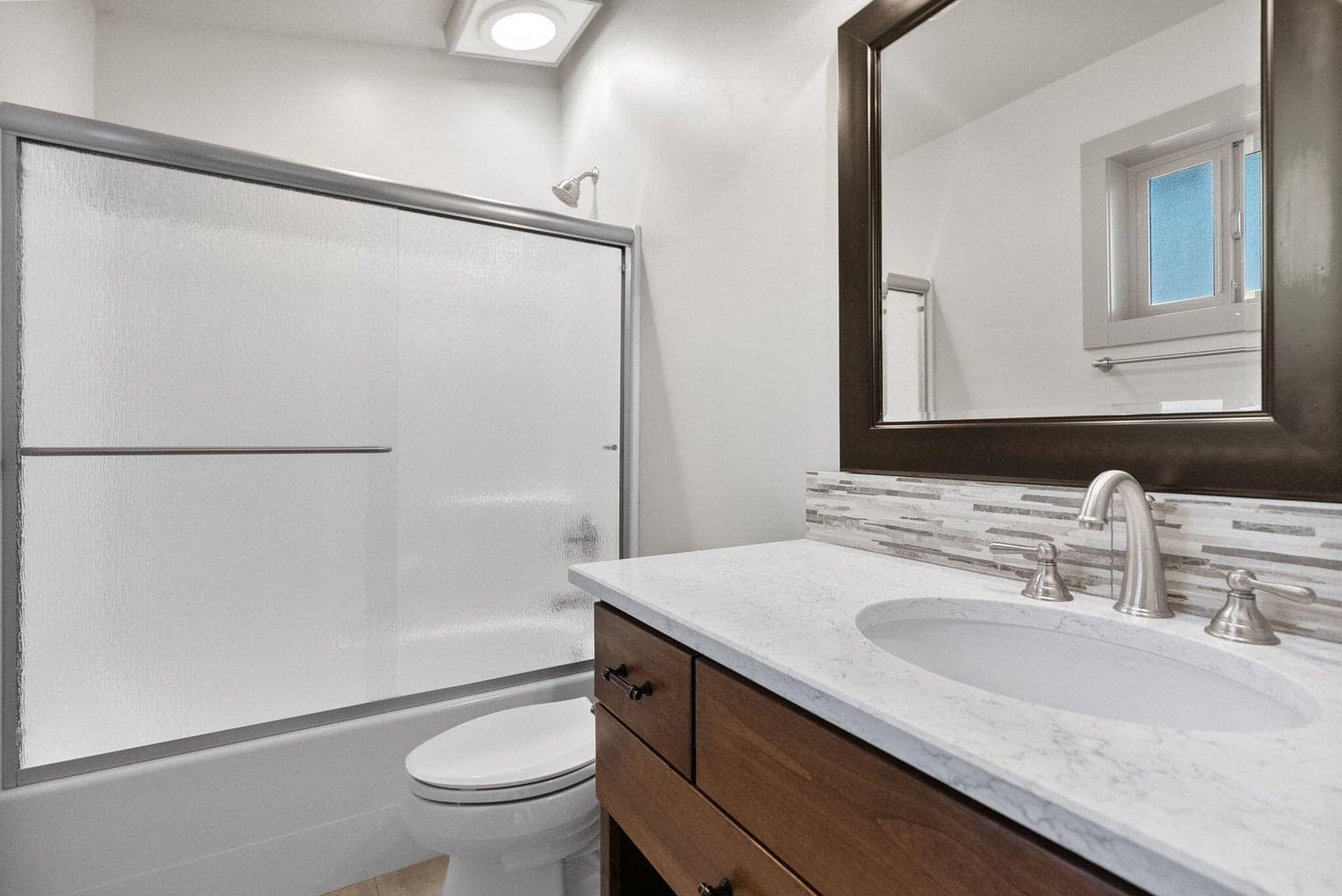 Photo of 1115 NW Baltimore Avenue 37 of 70