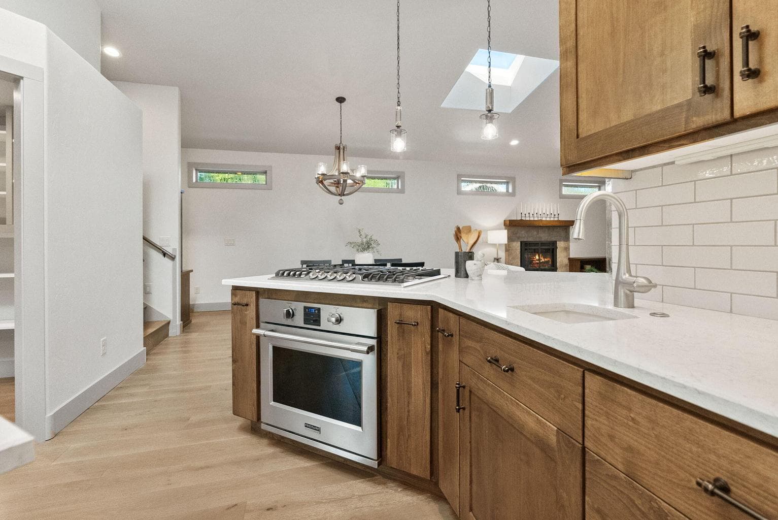 Photo of 1115 NW Baltimore Avenue 15 of 70