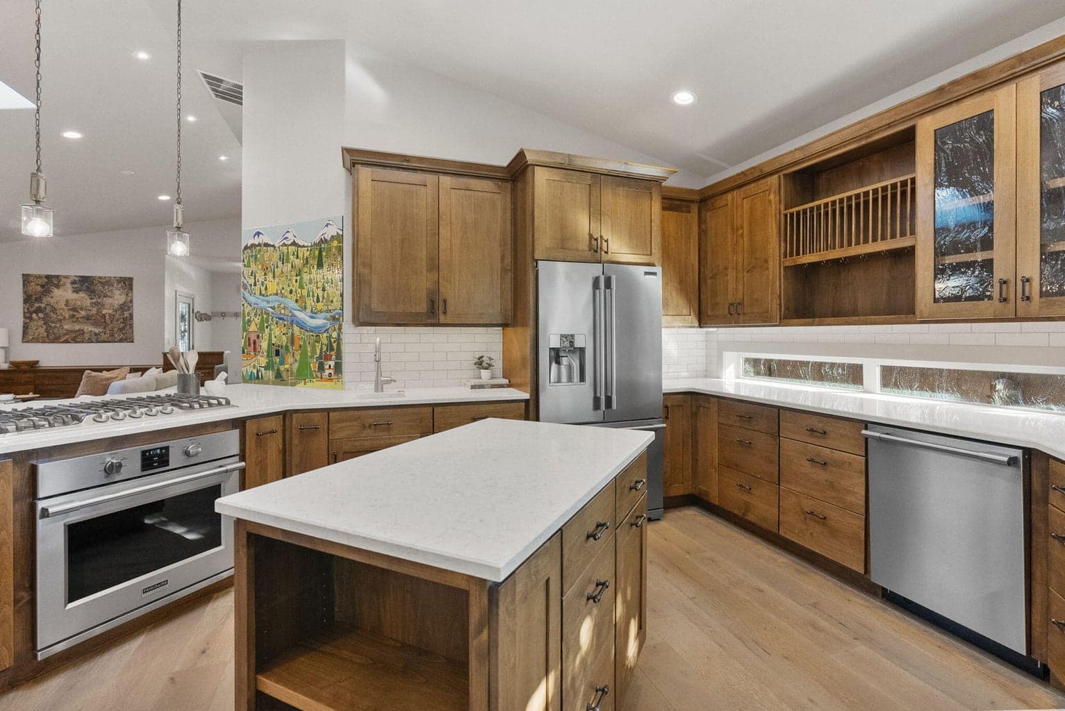 Photo of 1115 NW Baltimore Avenue 13 of 70