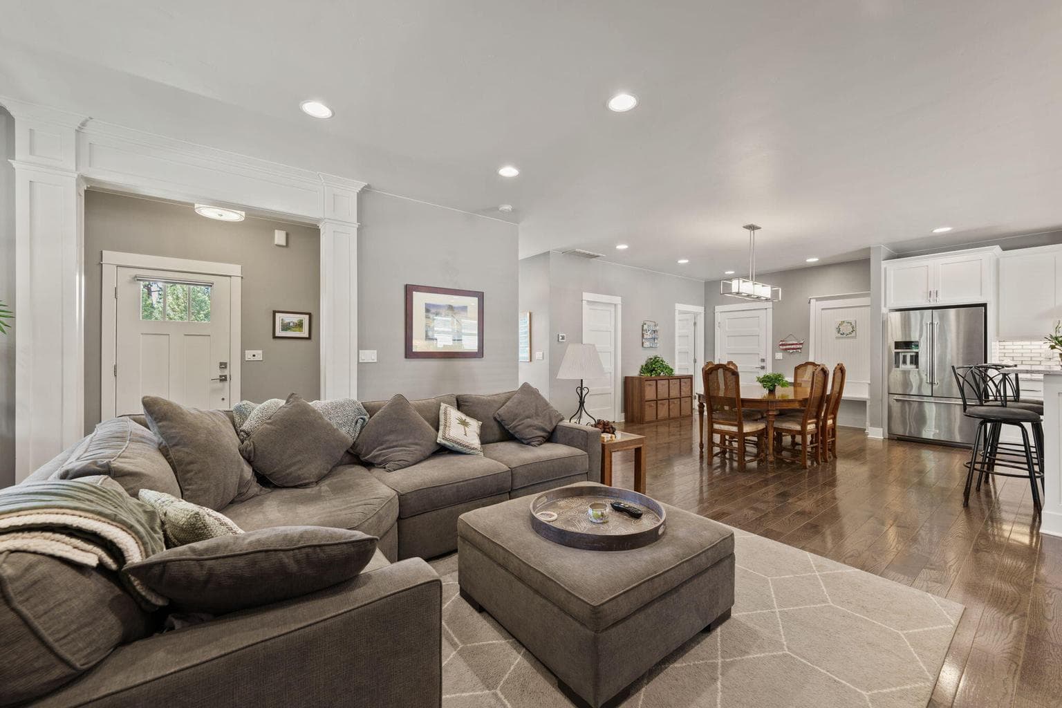 Photo of 325 N Cowboy Street 18 of 52