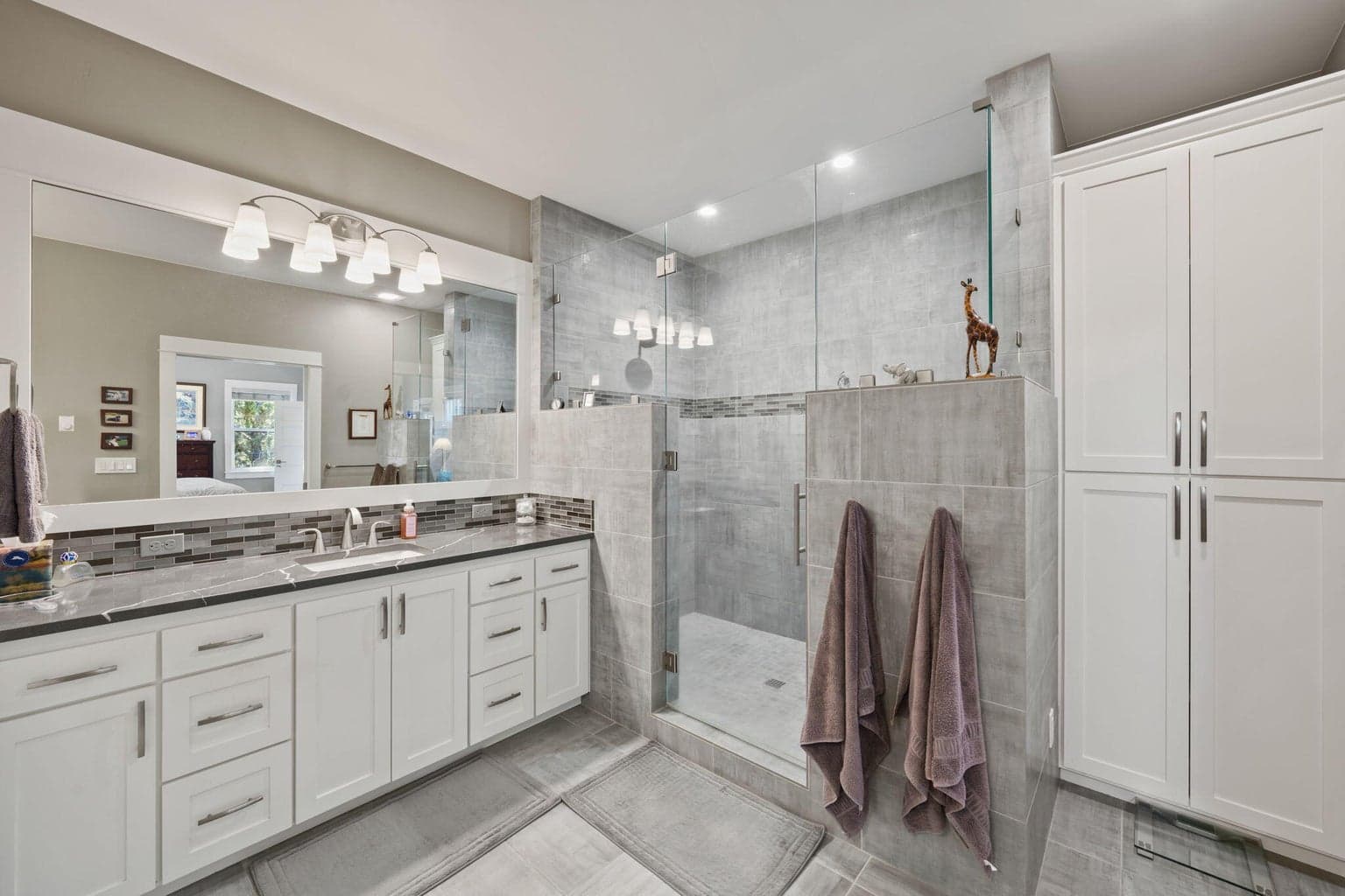 Photo of 325 N Cowboy Street 34 of 52