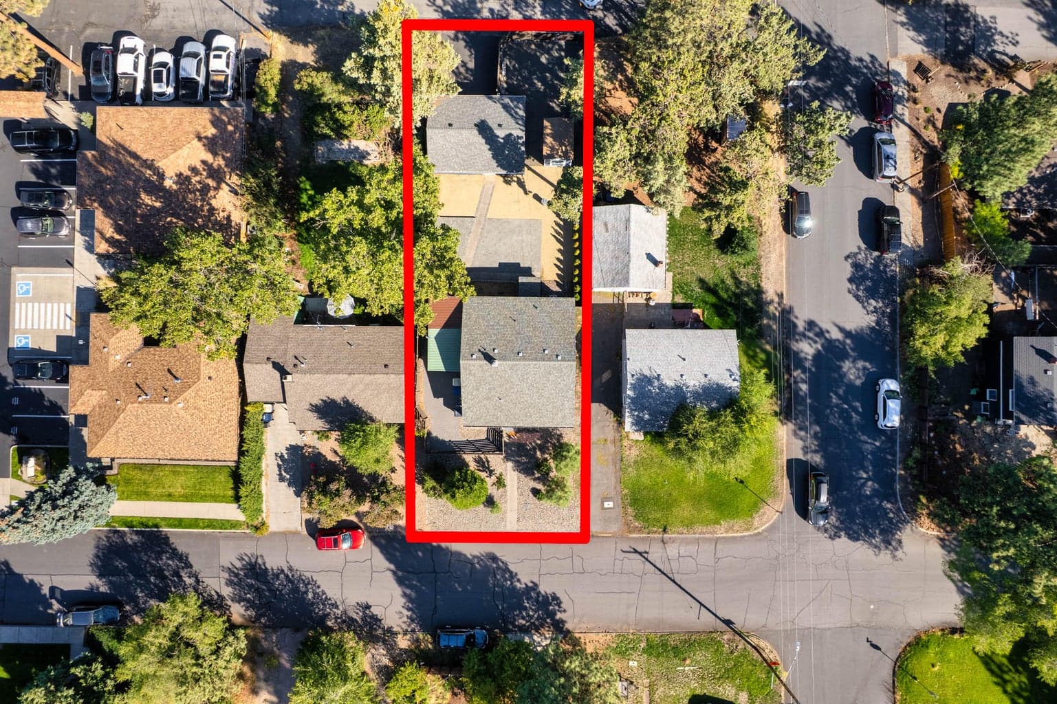 Photo of 464 NE Irving Avenue 31 of 36