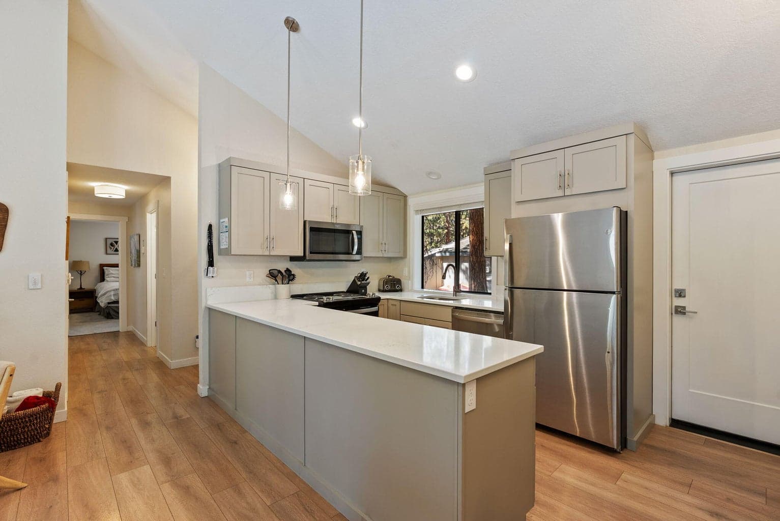 Photo of 57440 Quartz Mountain Lane 8 of 42
